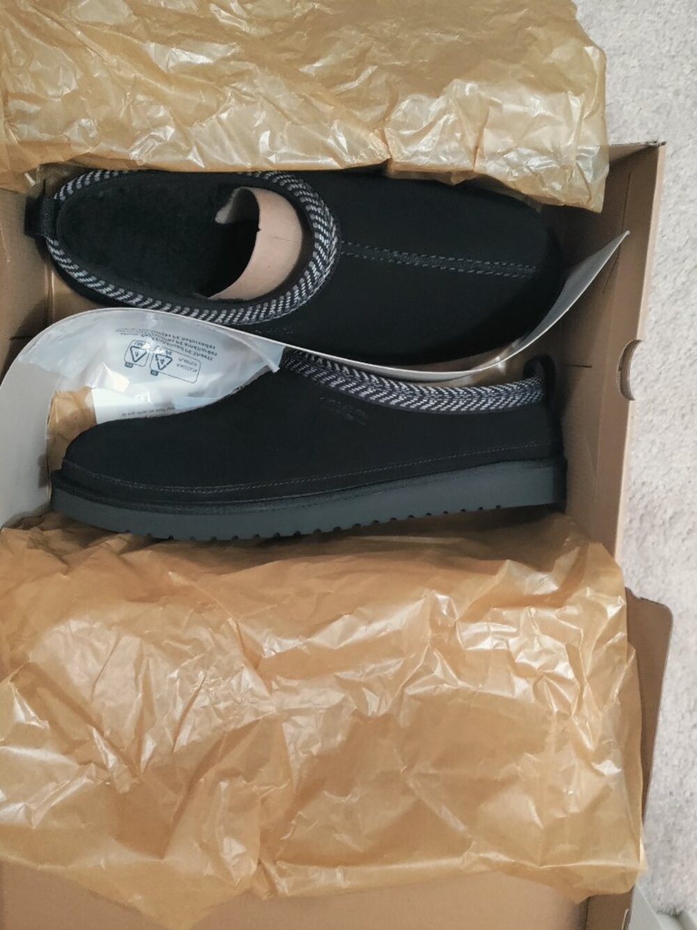 NIB Koolaburra by UGG Burree Slipper Mens 13 Black Suede Faux Fur 1159690